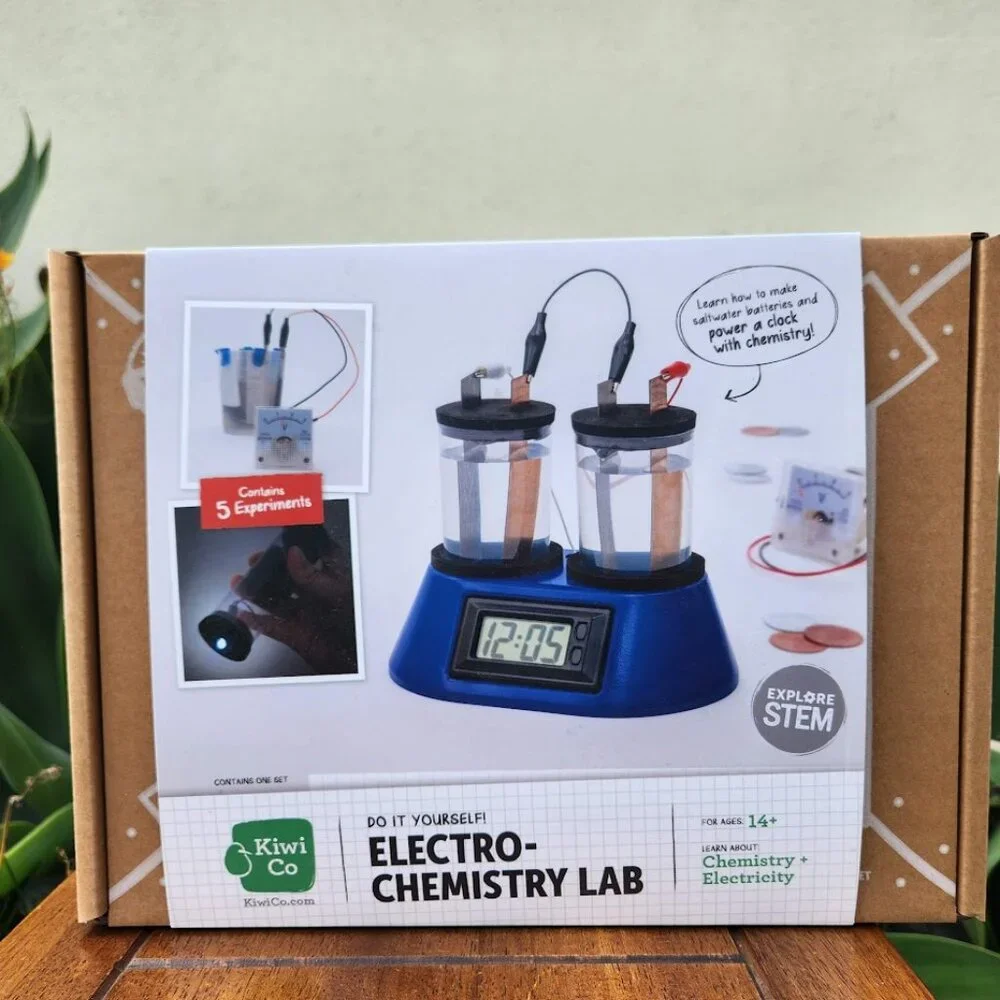 NEW KiwiCo. Kiwi Co. Electrochemistry Lab Chemistry Science Kit Battery Chemistr